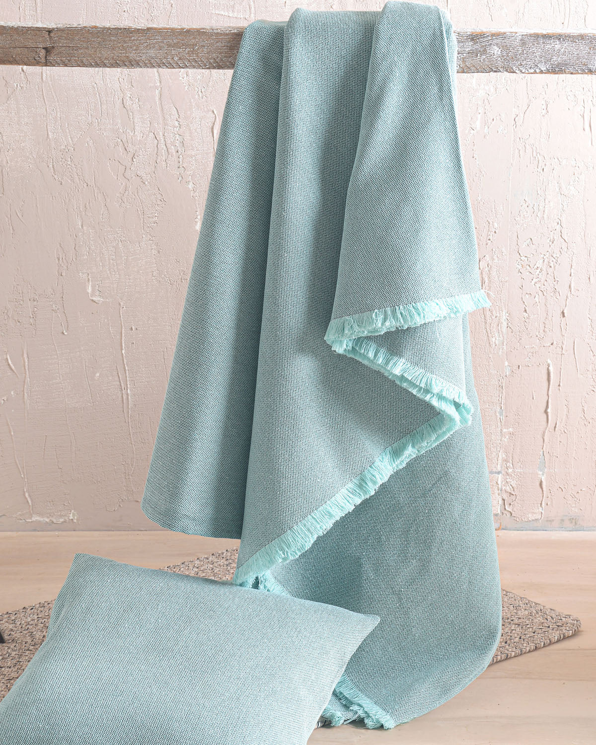 RAVEN - Ριχτάρι Βεραμάν από την εταιρεία Rythmos Home