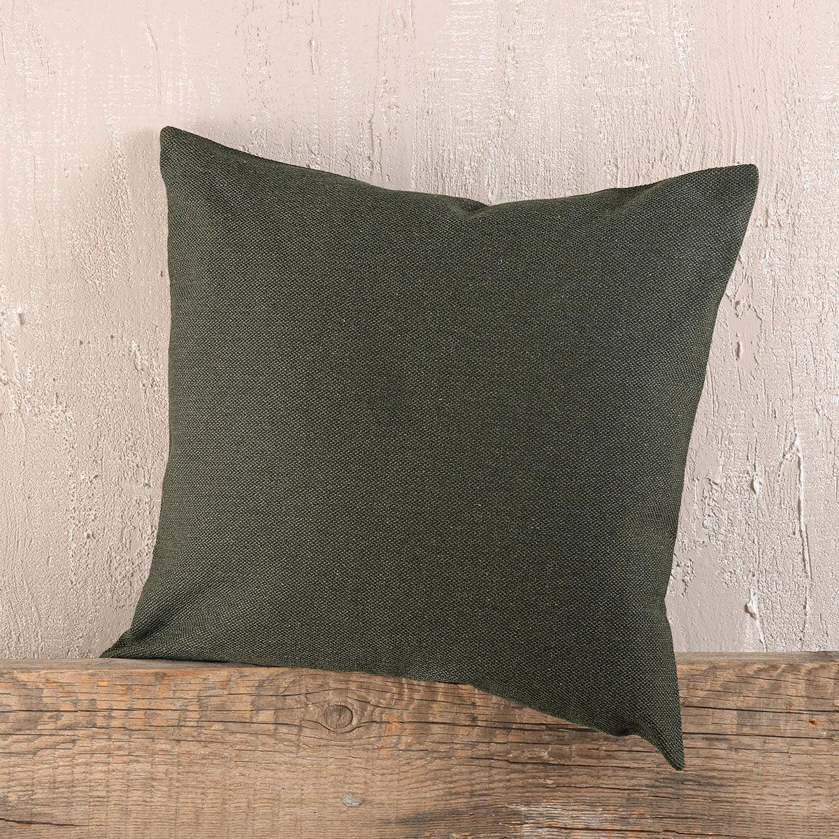 RAVEN - Ριχτάρι 40 x 40 Κυπαρίσσι 40 x 40 από την εταιρεία Rythmos Home