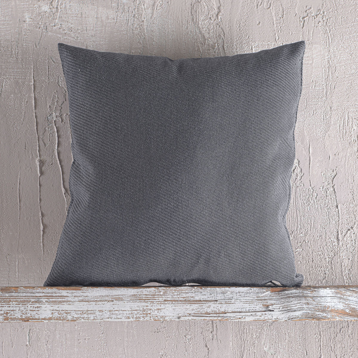 REVE - Ριχτάρι 40 x 40 Ανθρακί 40 x 40 από την εταιρεία Rythmos Home