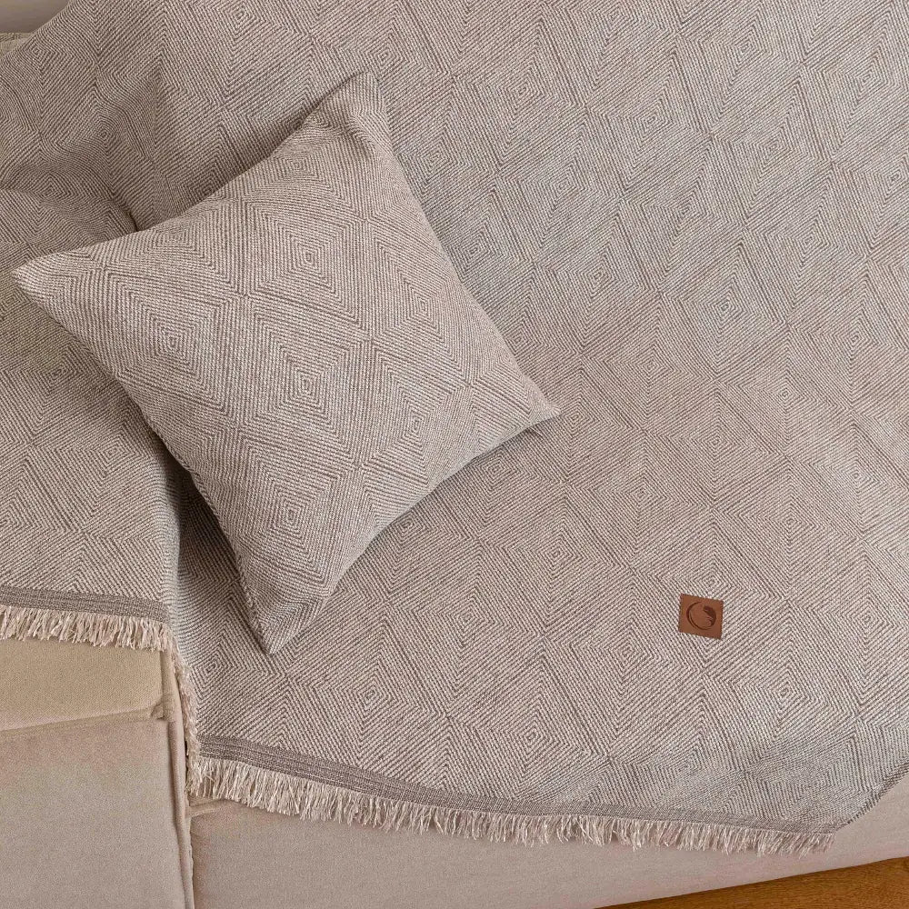Ριχτάρι Σενίλ Τριθέσιο Bari από την εταιρεία Borea Home Textiles