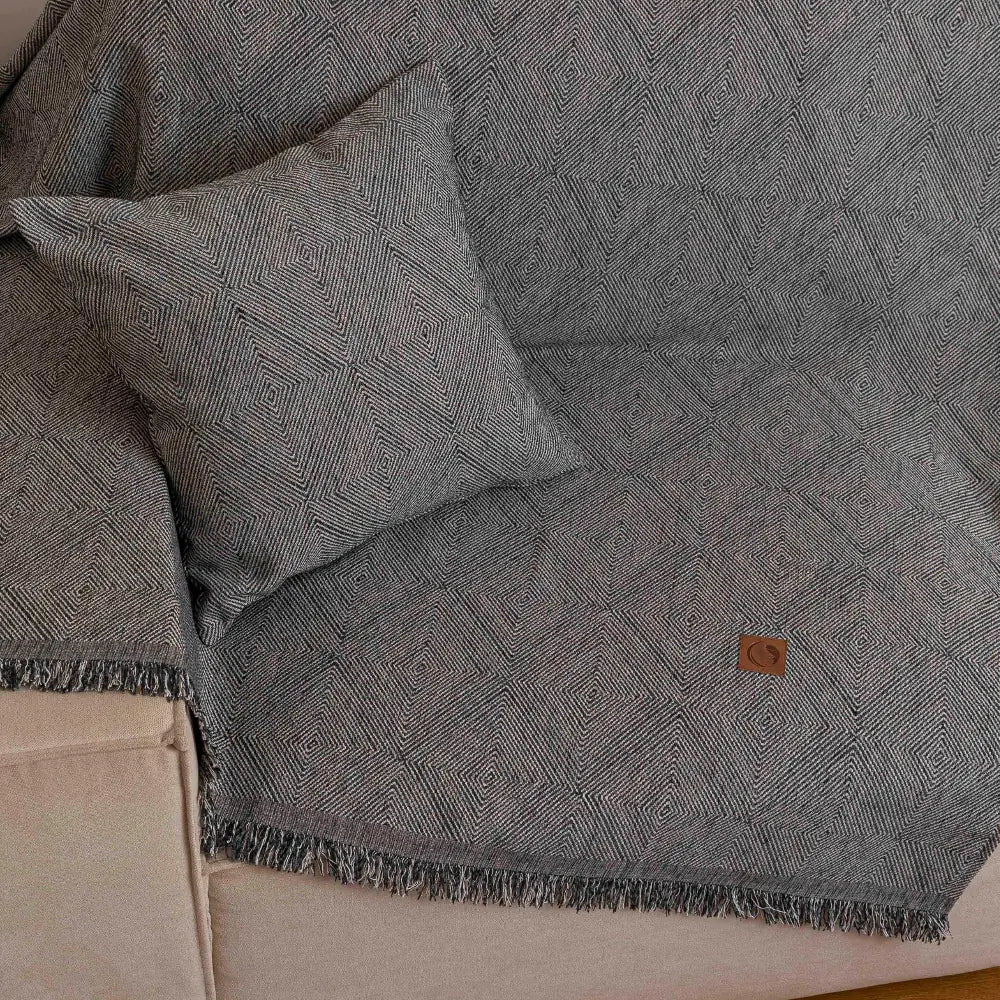 Ριχτάρι Σενίλ Τριθέσιο Bari από την εταιρεία Borea Home Textiles
