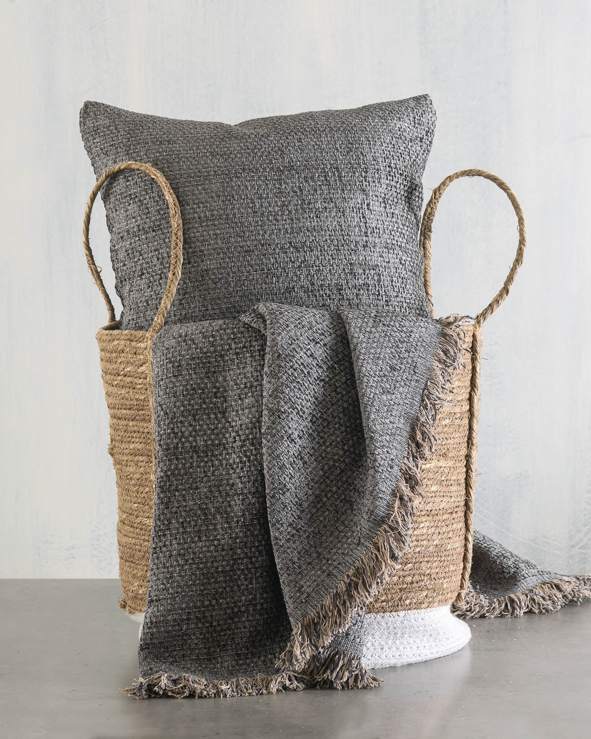 ROWEN - Ριχτάρι Γκρι από την εταιρεία Rythmos Home