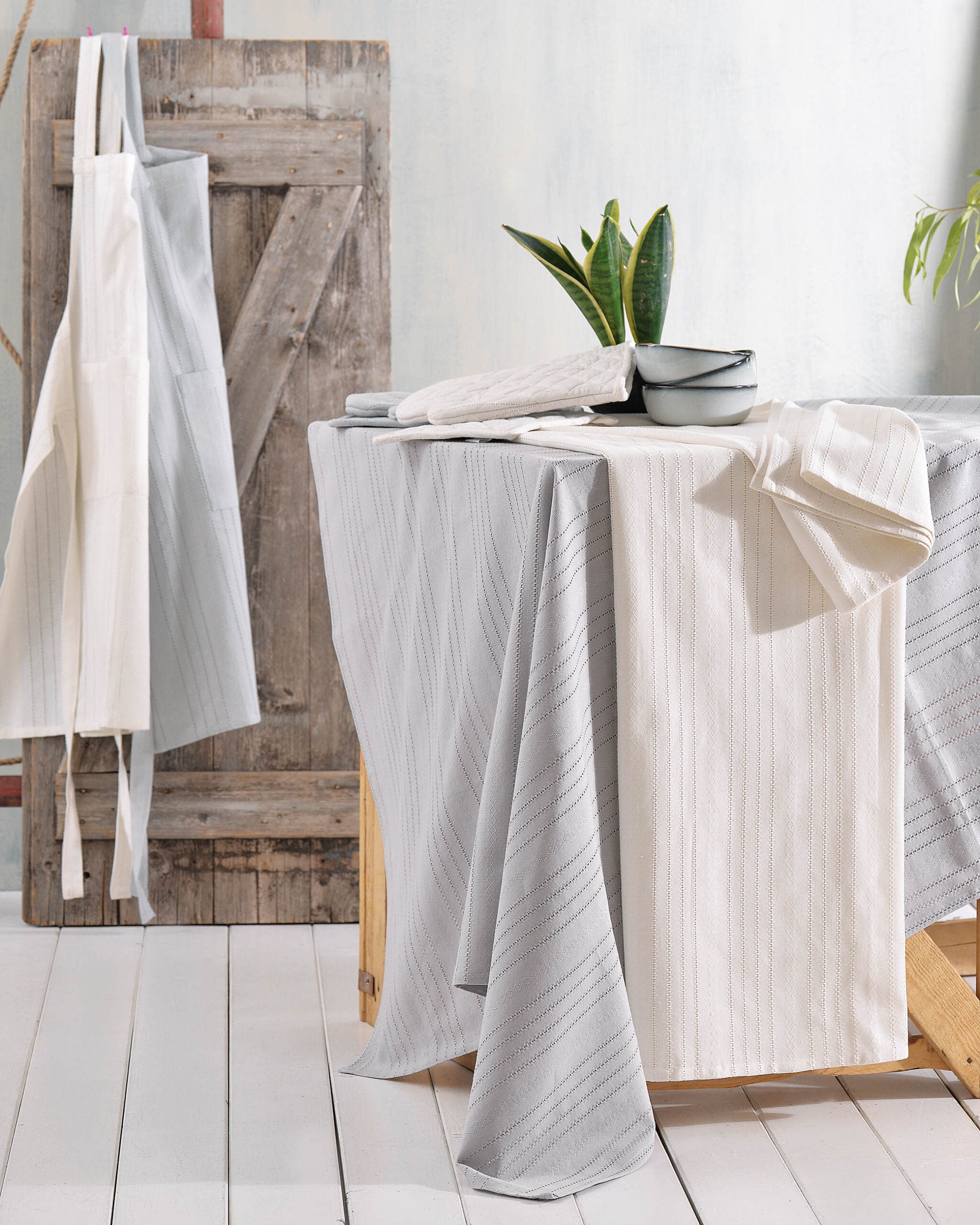 SAVOCA - Τραπεζομάντηλο Γκρι από την εταιρεία Rythmos Home