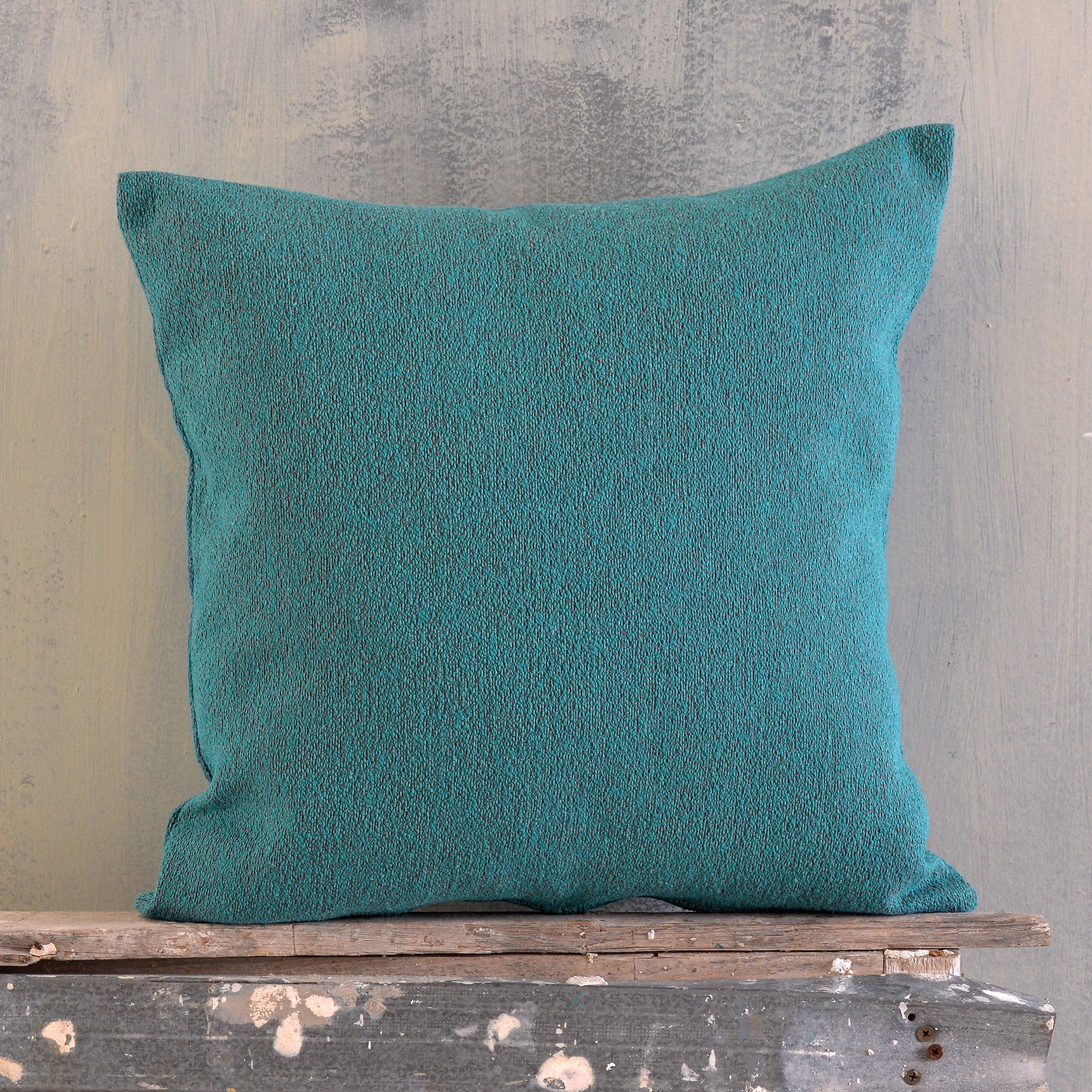 SEBASTIAO - Ριχτάρι 40 x 40 Πετρολ 40 x 40 από την εταιρεία Rythmos Home