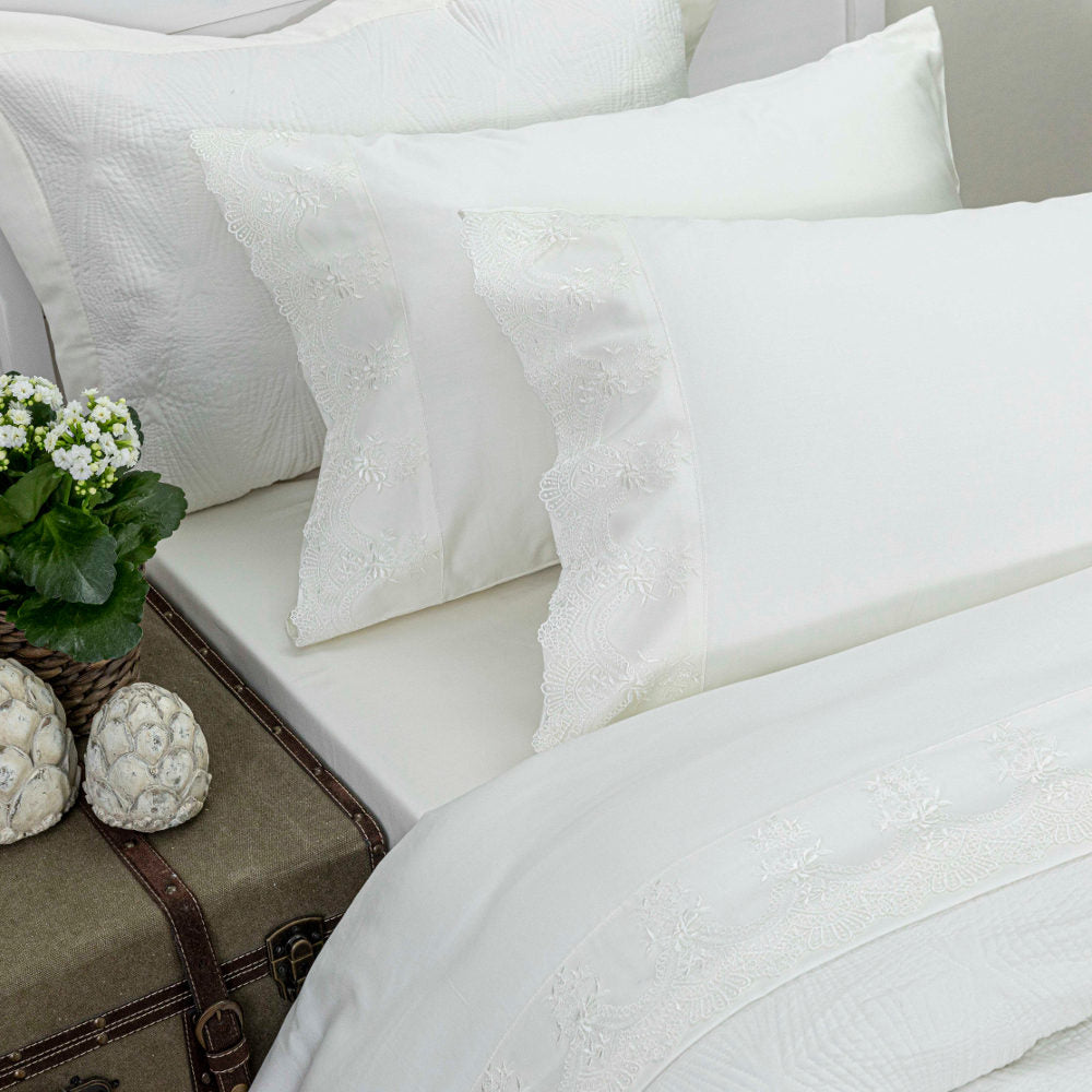 Σεντόνια Με Δαντέλα Σετ Νεφέλη Υπέρδιπλα από την εταιρεία Borea Home Textiles