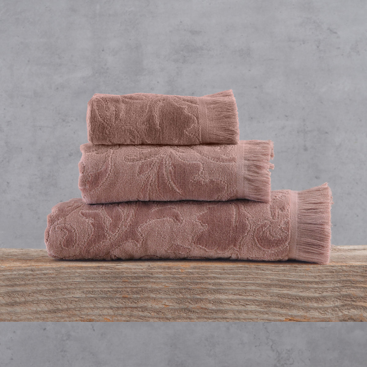 SIENNA new - Πετσέτα 100% ΒΑΜΒΑΚΙ ΖΑΚΑΡ ΒΕΛΟΥΤΕ ΚΡΟΣΣΙ Μόκα από την εταιρεία Rythmos Home