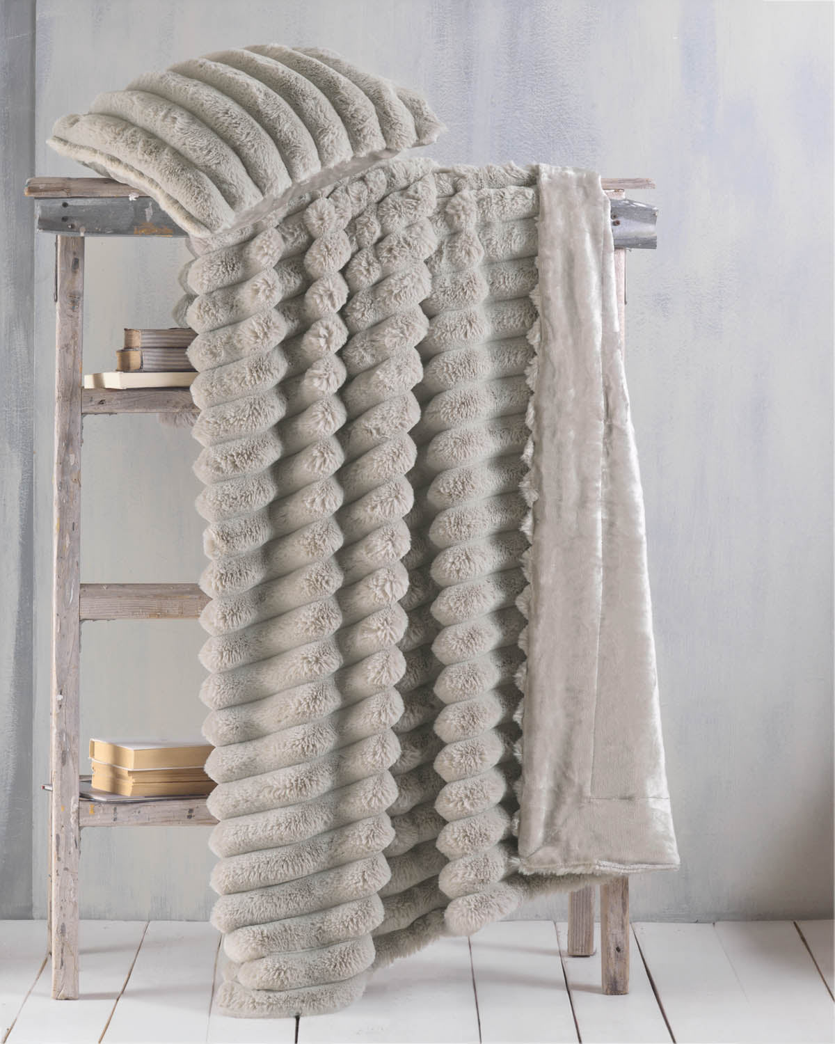 TRINITY Μπεζ - Κουβερτοπάπλωμα από την εταιρεία Rythmos Home