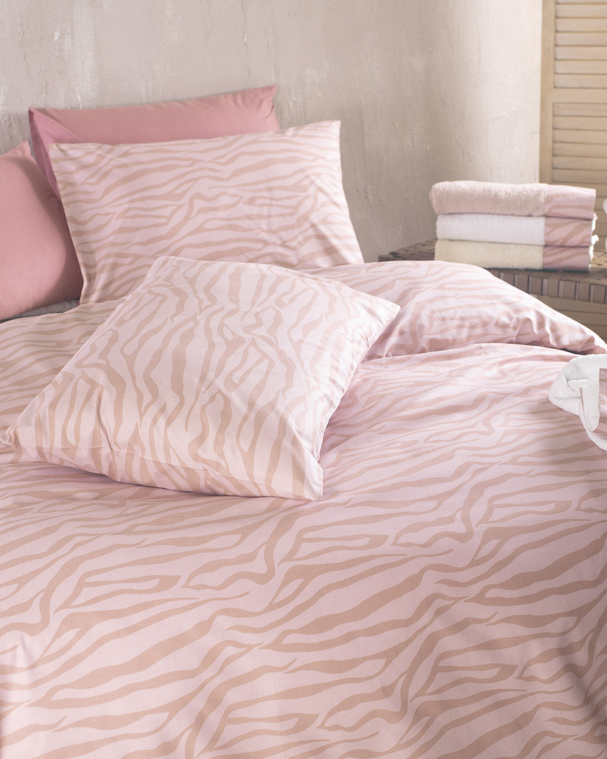 TRISHA Ροζ - Σετ παπλωματοθήκη Next από την εταιρεία Rythmos Home