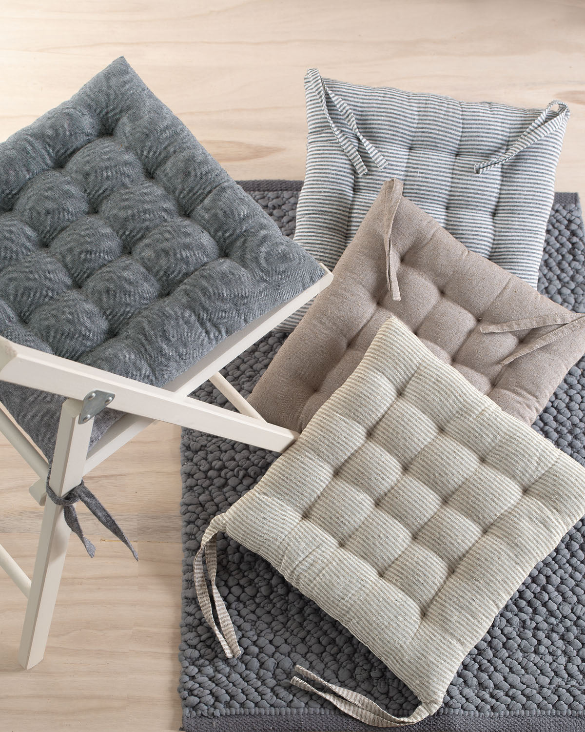 TRYPE ΡΙΓΕ Γκρι - Μαξιλάρι ΚΑΡΕΚΛΑΣ από την εταιρεία Rythmos Home