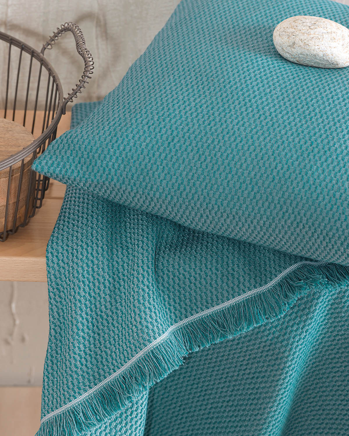 UTOPIA - Ριχτάρι 180 x 160 Πετρολ 180 x 160 από την εταιρεία Rythmos Home