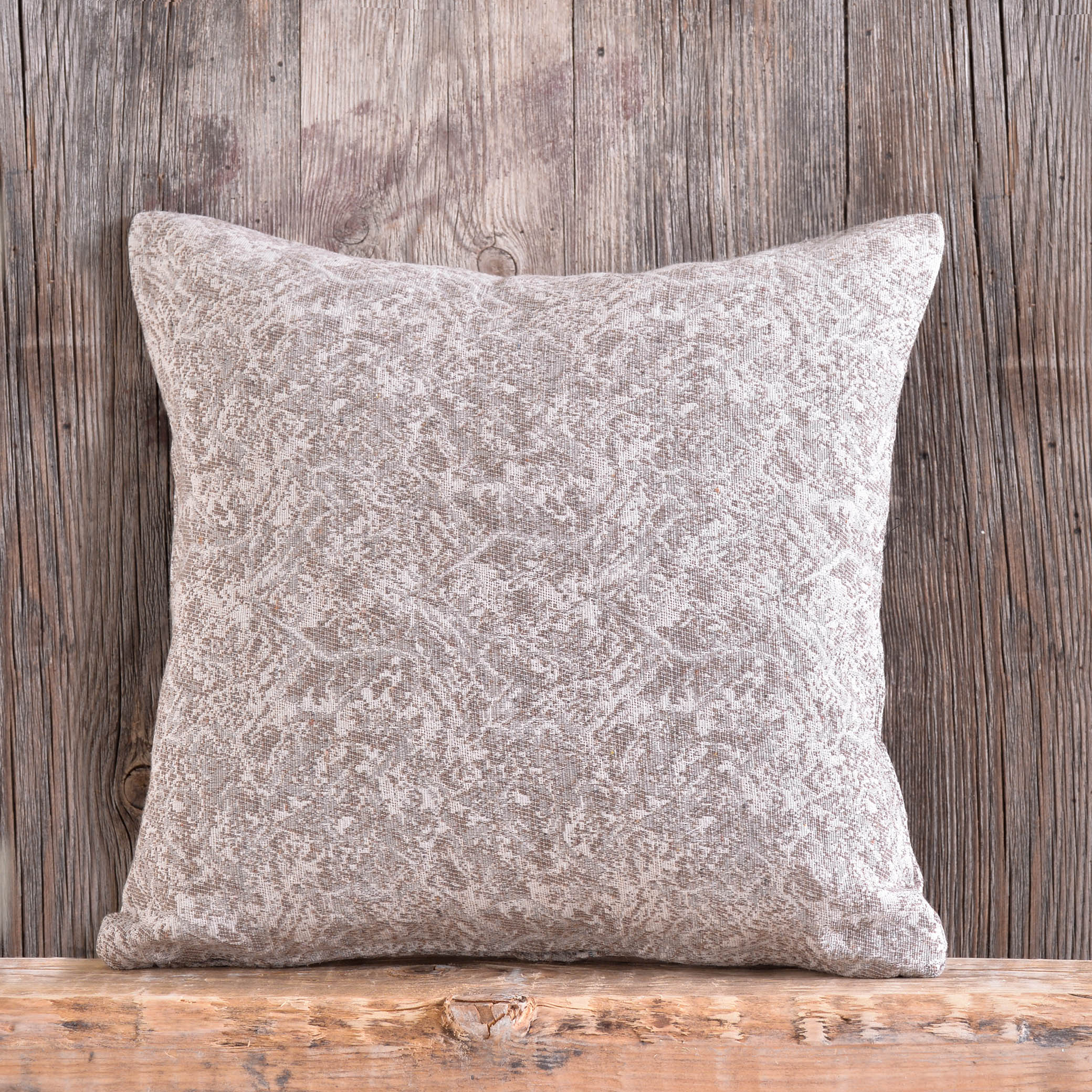 XAVIERA - Ριχτάρι 40 x 40 Μπεζ 40 x 40 από την εταιρεία Rythmos Home