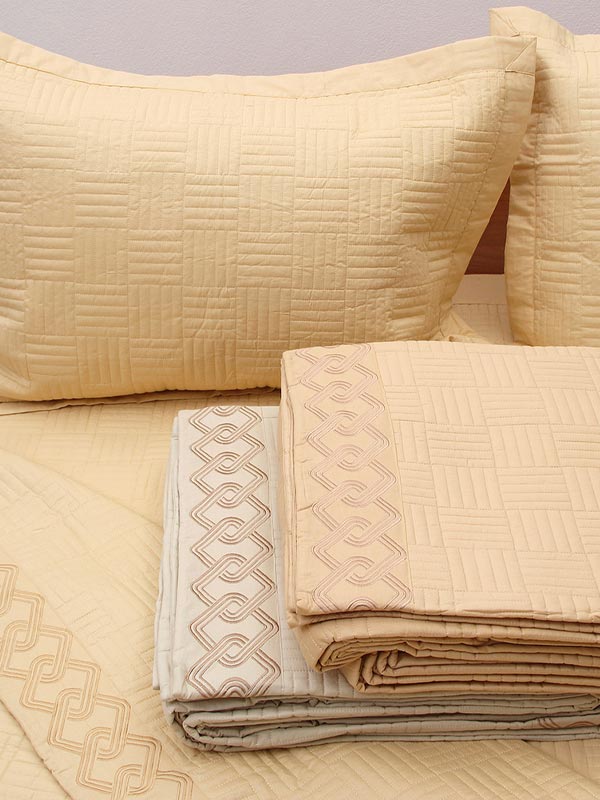 Κουβερλί Percale κεντητό Beige Υπέρδιπλο (220x240) από την εταιρεία Sunshine Home