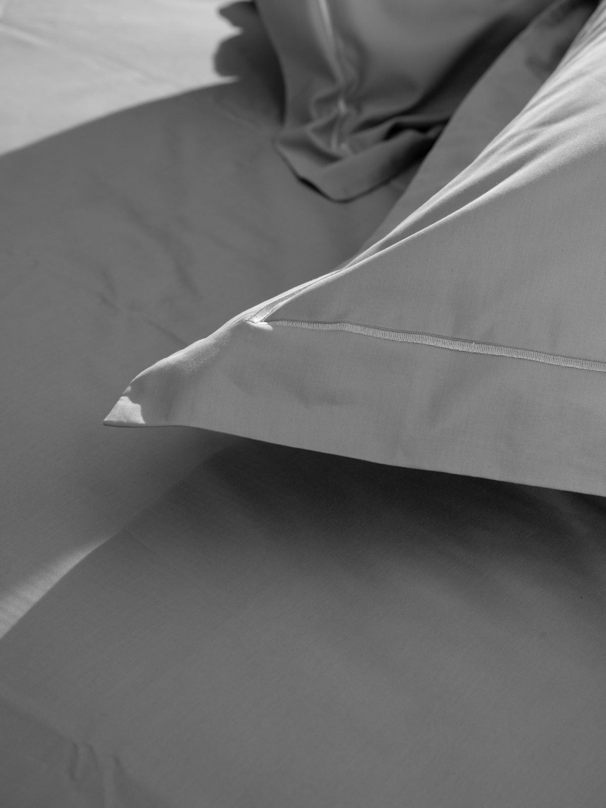 Κατωσέντονο Βαμβακοσατέν Omnia με λάστιχο Grey Διπλό (160x200+40) από την εταιρεία Sunshine Home