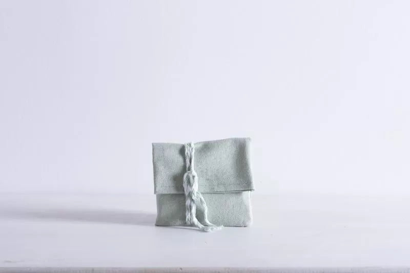 ΠΟΥΓΚΙ ΒΕΡΑΜΑΝ ΜΕ ΧΡΥΣΟ LUREX 12 x 17 cm