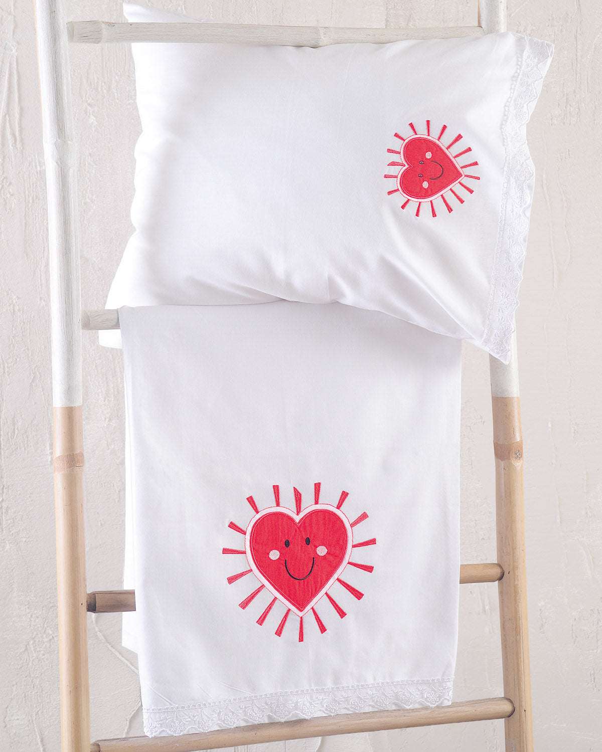 LOVEHEART - Σετ σεντόνια βρεφικά 3 τεμ. με κέντημα 100 x 160 100 x 160 από την εταιρεία Rythmos Home