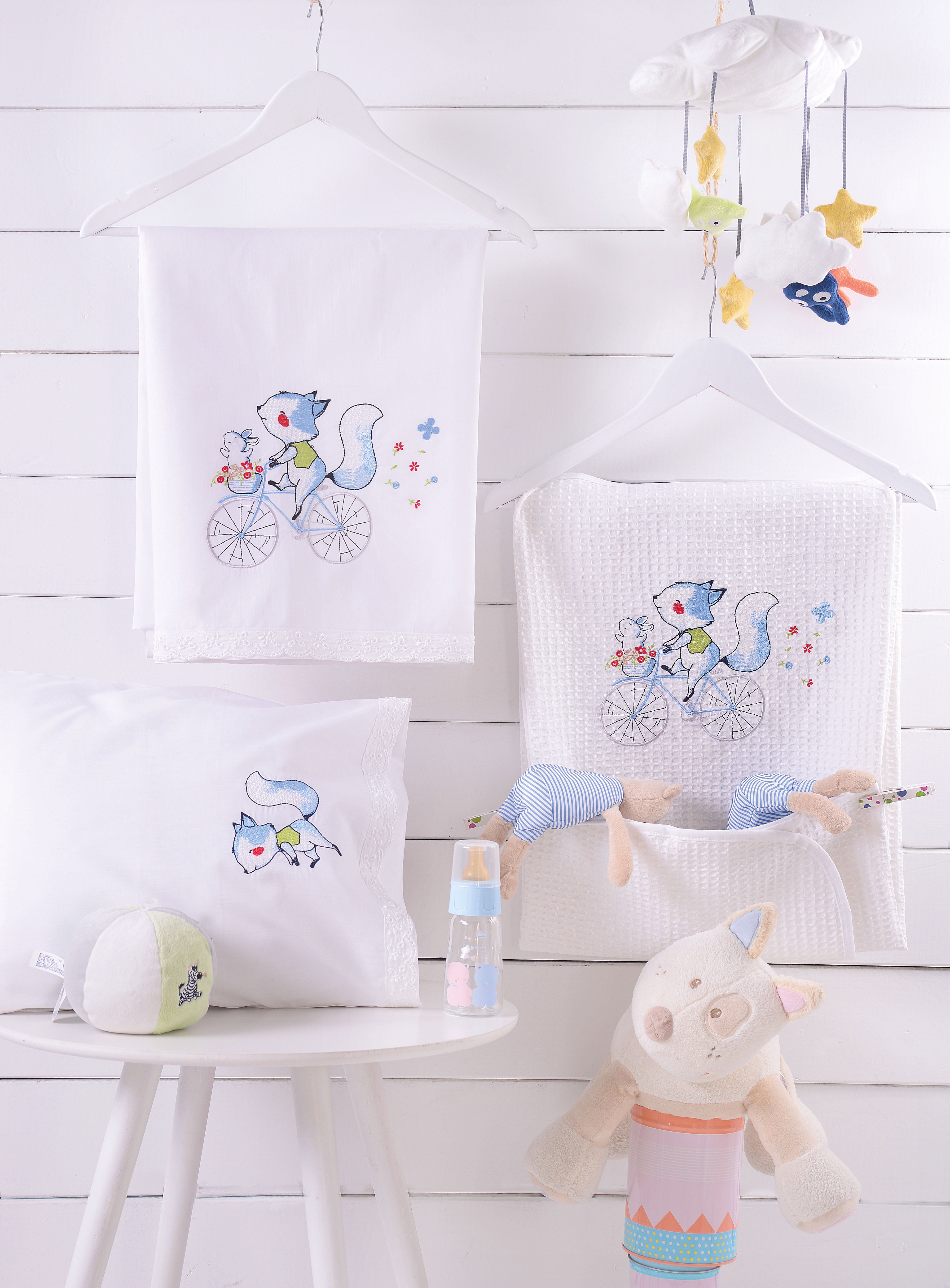 CLUNNY - Kουβέρτα πικέ με κέντημα (80X90) 80 x 90 Ροζ 80 x 90 από την εταιρεία Rythmos Home