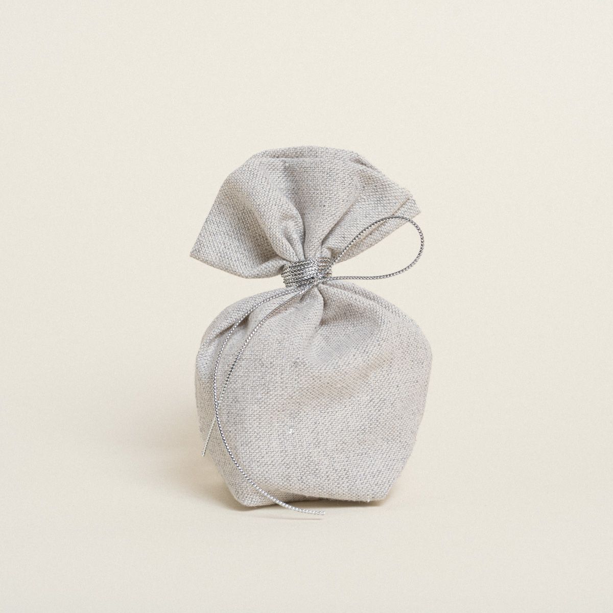 ΠΟΥΓΚΙ ΜΕ ΒΑΣΗ 8 x 12 cm ΓΚΡΙ ΑΣΗΜΙ LUREX