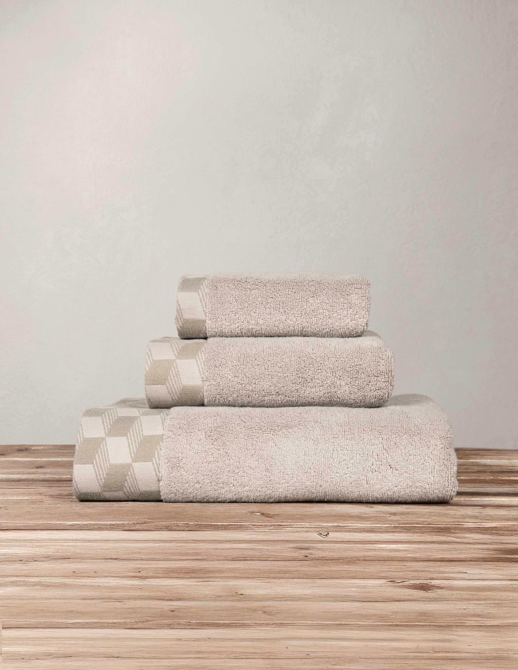 Πετσέτα 50x100 Luxe - Light Taupe από την εταιρεία Nima Home