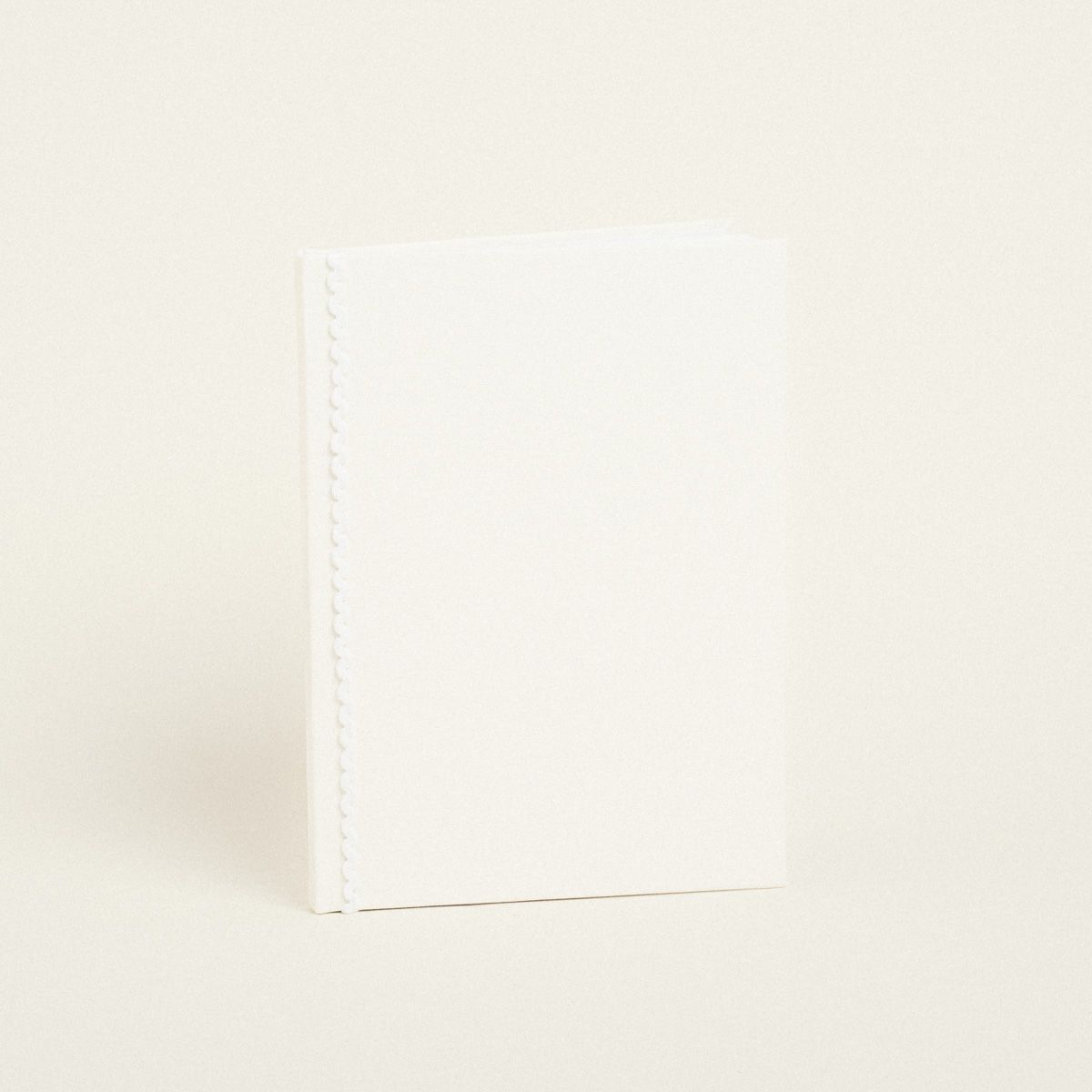 ΒΙΒΛΙΟ ΕΥΧΩΝ ΜΟΝΟΧΡΩΜΟ PREMIUM ΕΚΡΟΥ ΟΡΘΙΟ 30 x 21,5 cm