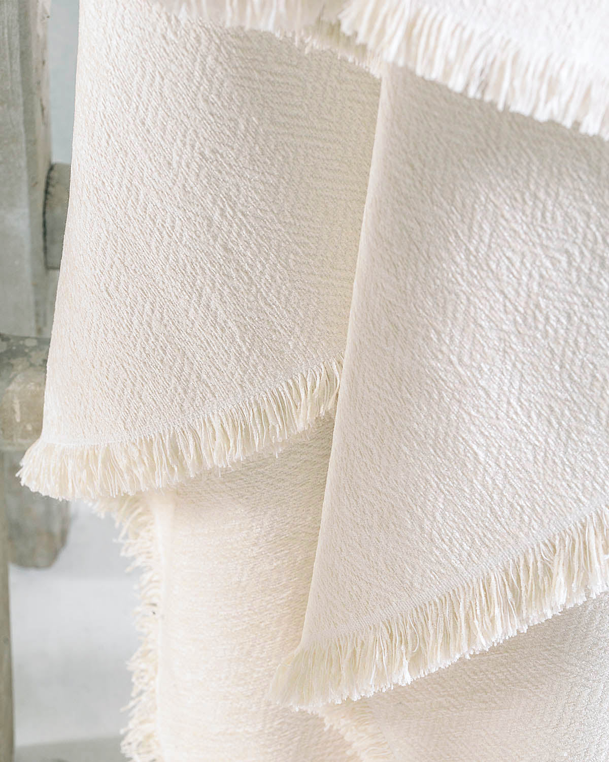 AVIDA Εκρού - Μαξιλαροθήκη από την εταιρεία Rythmos Home