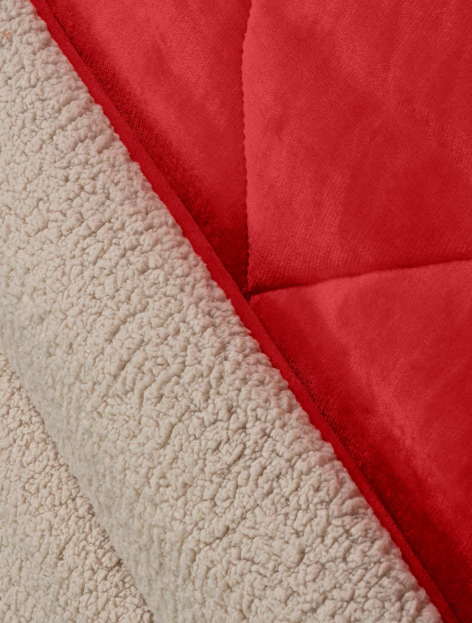 Κουβερτοπάπλωμα BLIZZARD RED BEIGE από την εταιρεία Madi
