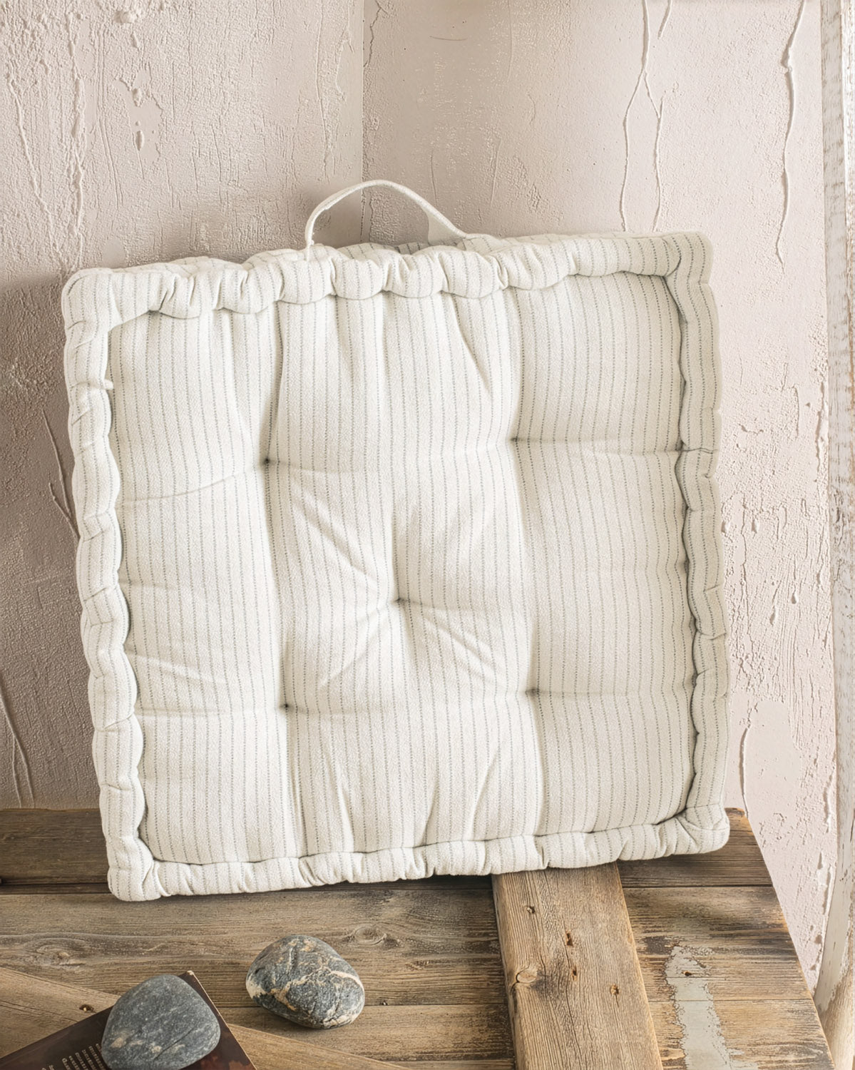 LINEN Μπεζ ΡΙΓΕ - Μαξιλάρι ΔΑΠΕΔΟΥ 50 x 50 x 10 ΦΥΣΙΚΟ-Μπεζ ΡΙΓΑ 50 x 50 x 10 από την εταιρεία Rythmos Home