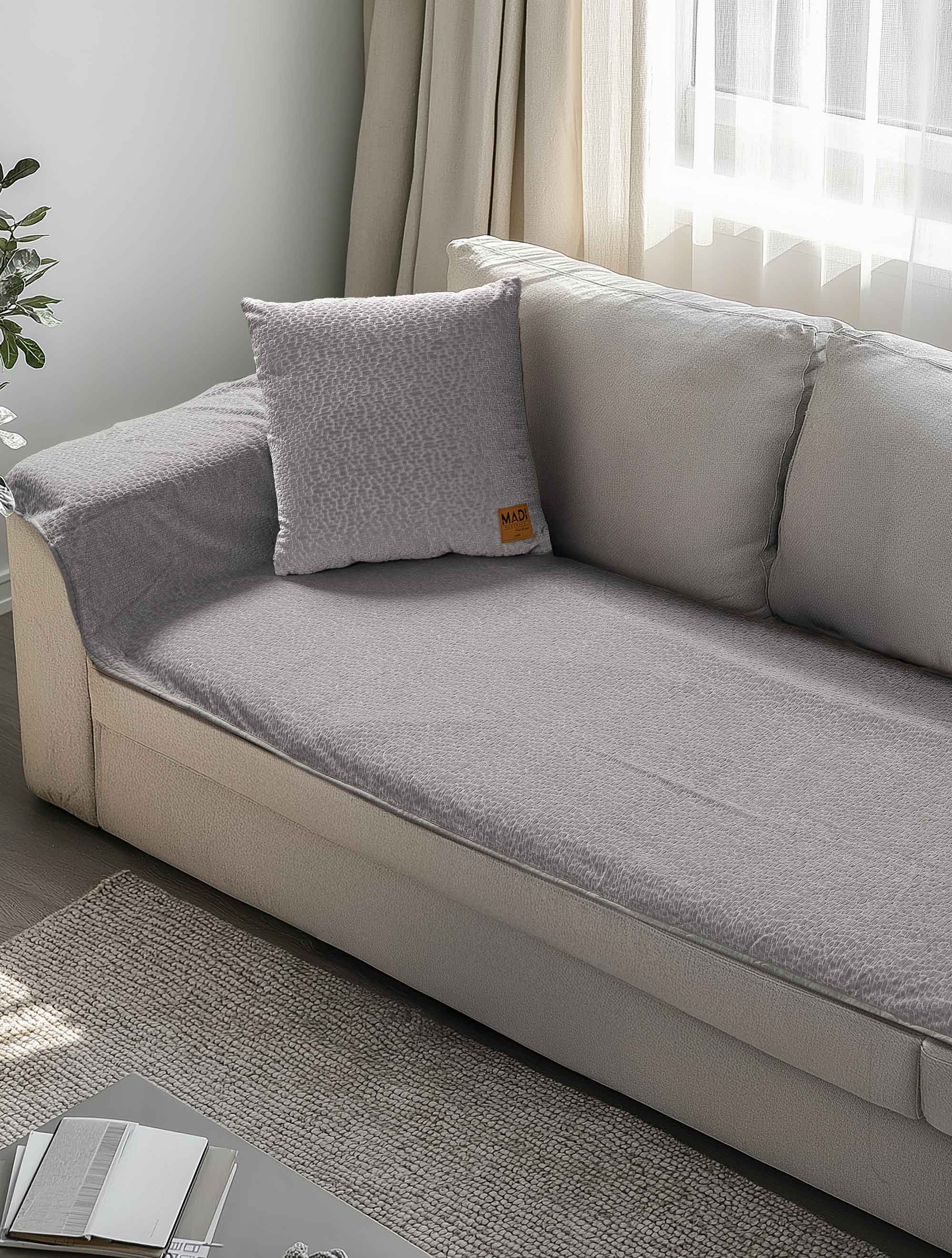 Μεμονωμένο ανάγλυφο κάλυμμα REGALIA GREY από την εταιρεία Madi