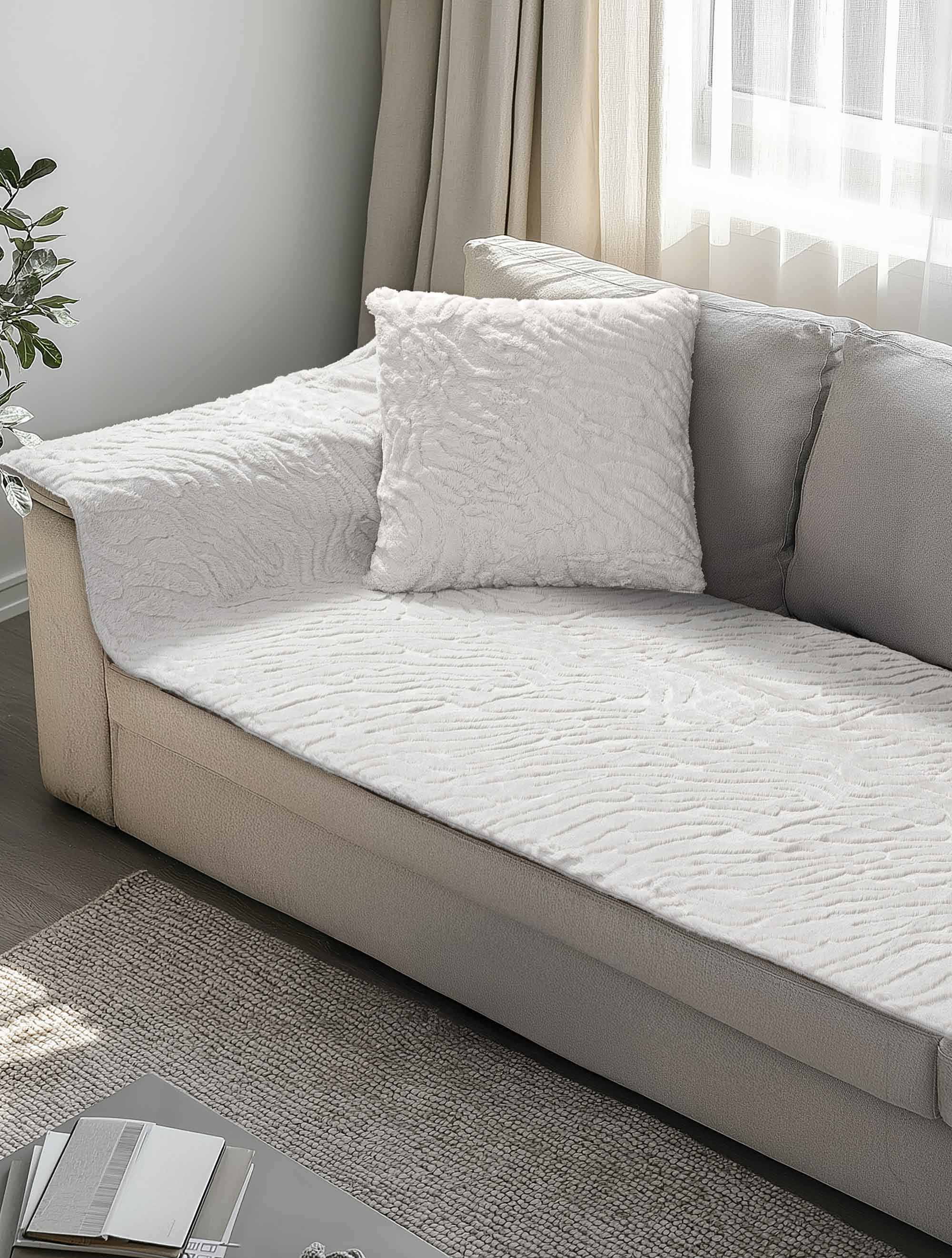 Μεμονωμένο γούνινo κάλυμμα SERANI WHITE από την εταιρεία Madi