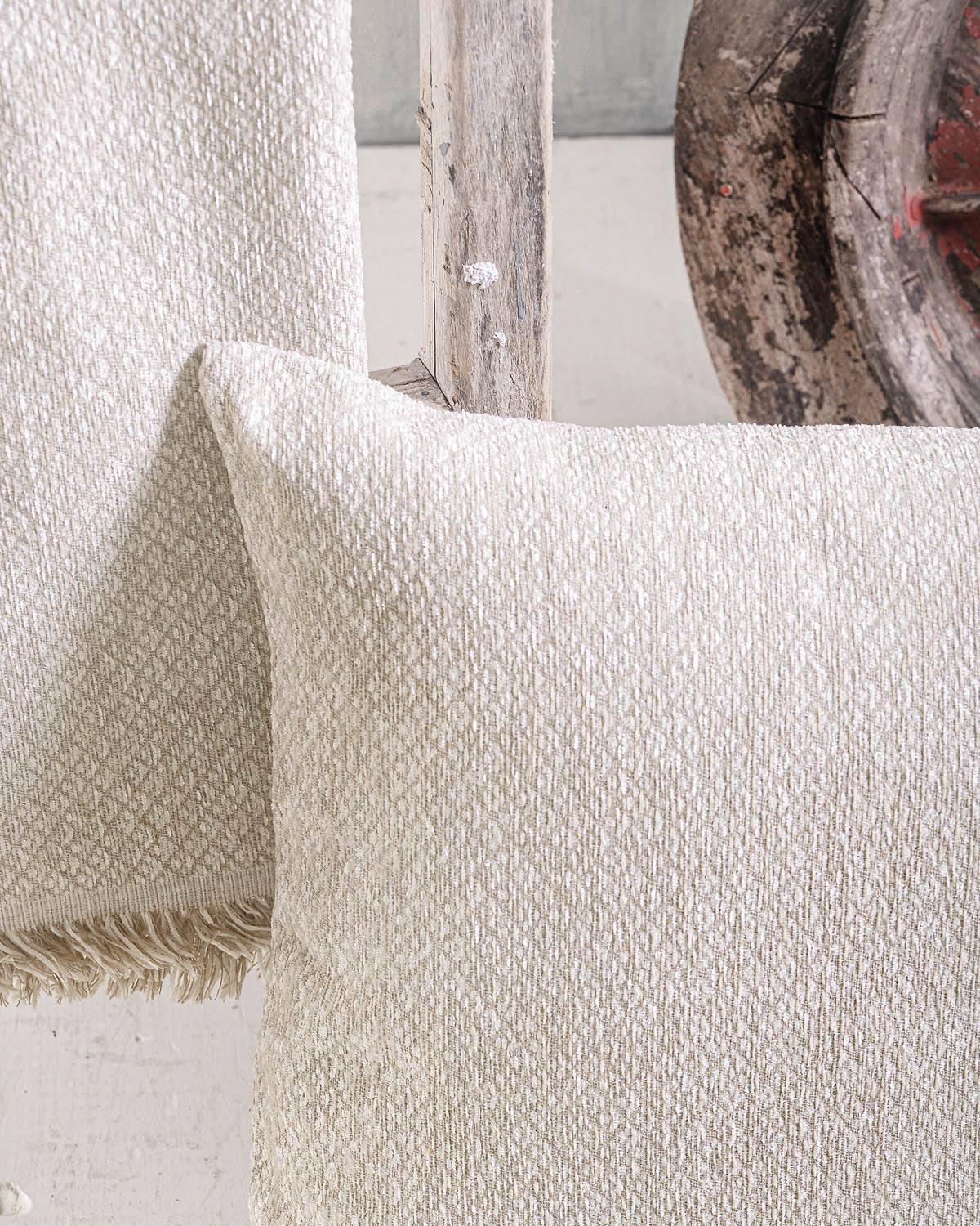 TEMPE Εκρού - Μαξιλαροθήκη από την εταιρεία Rythmos Home