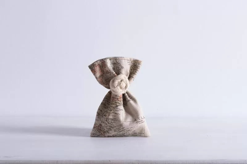 ΠΟΥΓΚΙ ΥΦΑΣΜΑΤΙΝΟ ΧΑΡΤΗΣ 12 x 17 cm