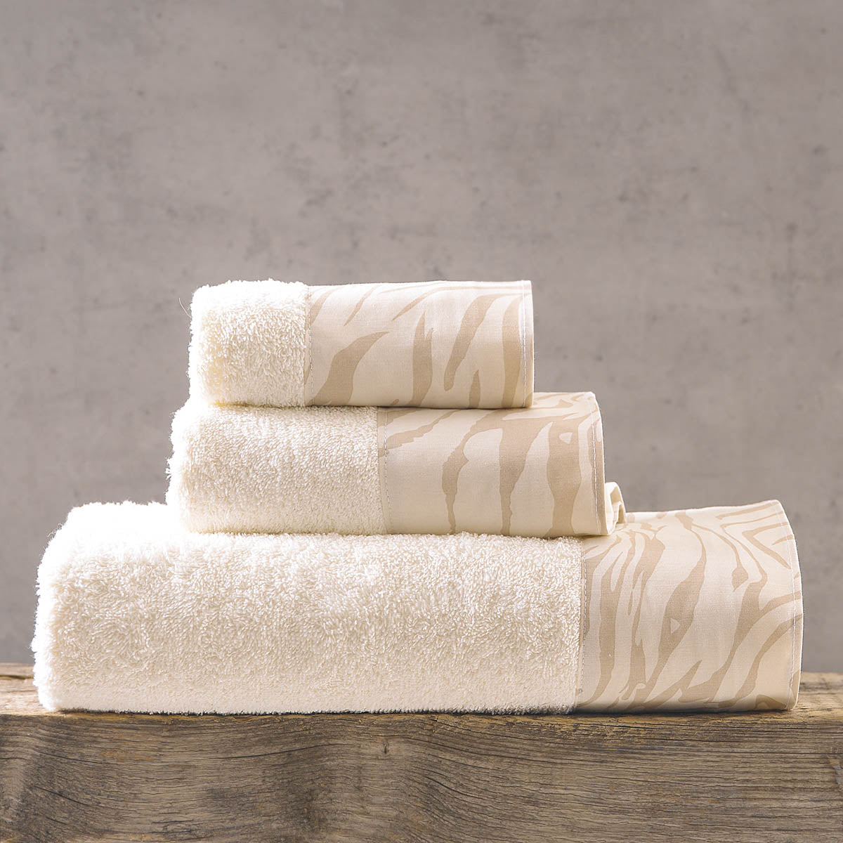 AUSTIN Εκρού-Μπεζ - Σετ πετσέτες 3 τεμ. από την εταιρεία Rythmos Home