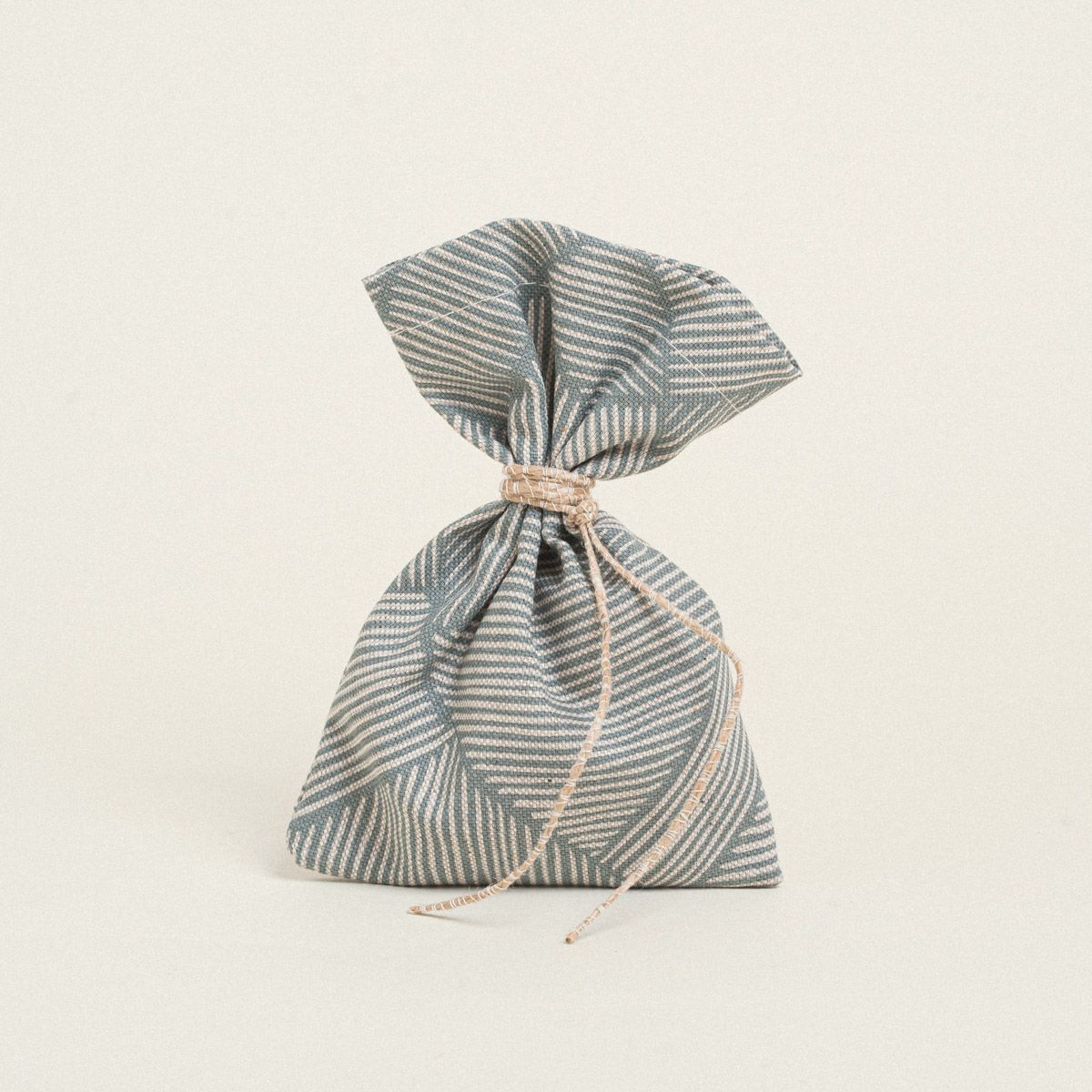 ΠΟΥΓΚΙ 12 x 17 cm ΔΙΑΓΩΝΙΕΣ ΓΡΑΜΜΕΣ ΛΑΔΙ