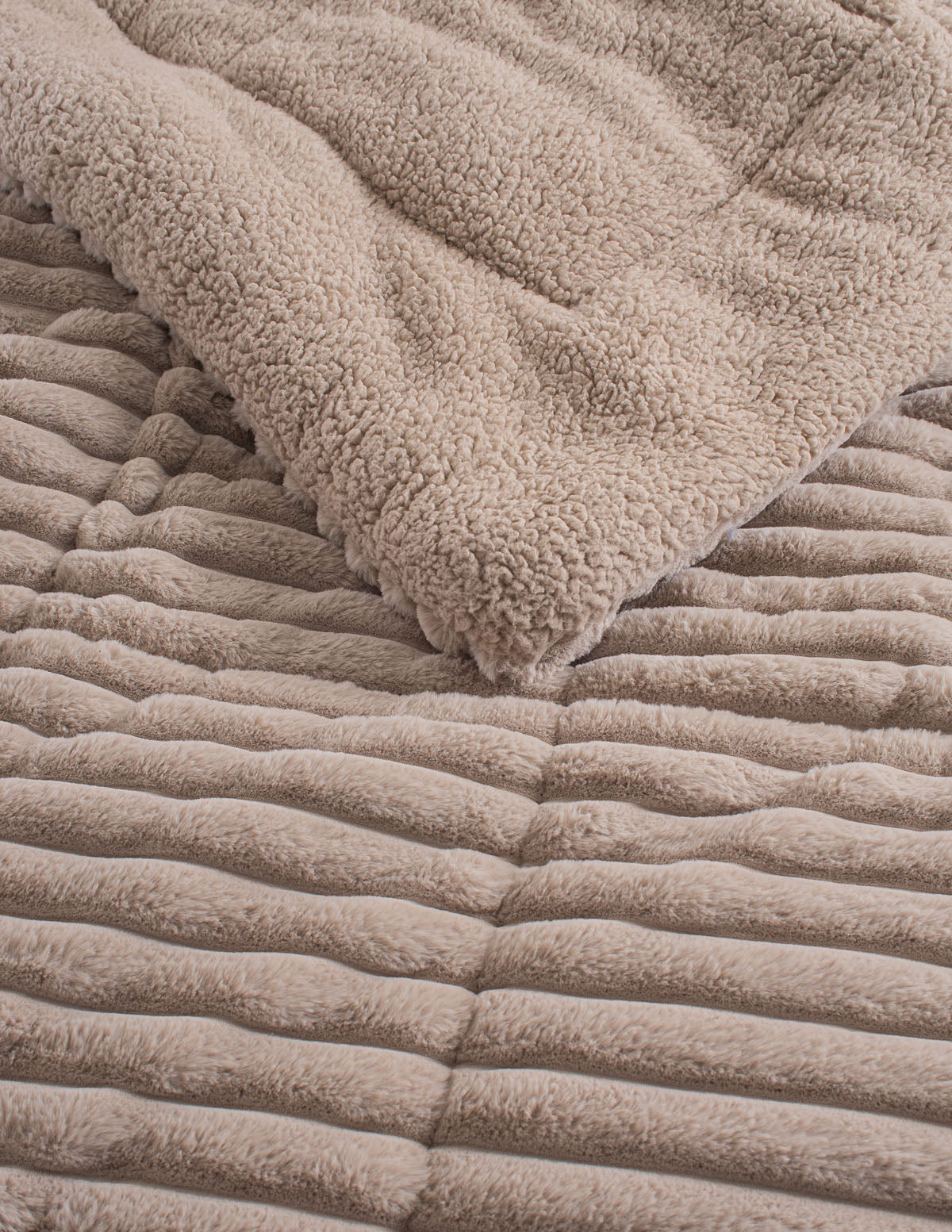 BUTTER Μπεζ - Κουβερτοπάπλωμα από την εταιρεία Rythmos Home