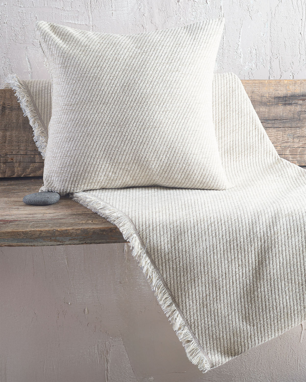 CHARLIE - Ριχτάρι από την εταιρεία Rythmos Home