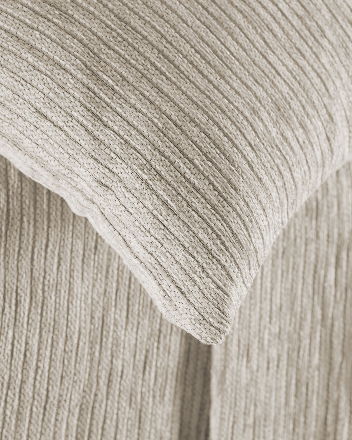 HANSEL - Ριχτάρι Μπεζ ανοιχτό από την εταιρεία Rythmos Home