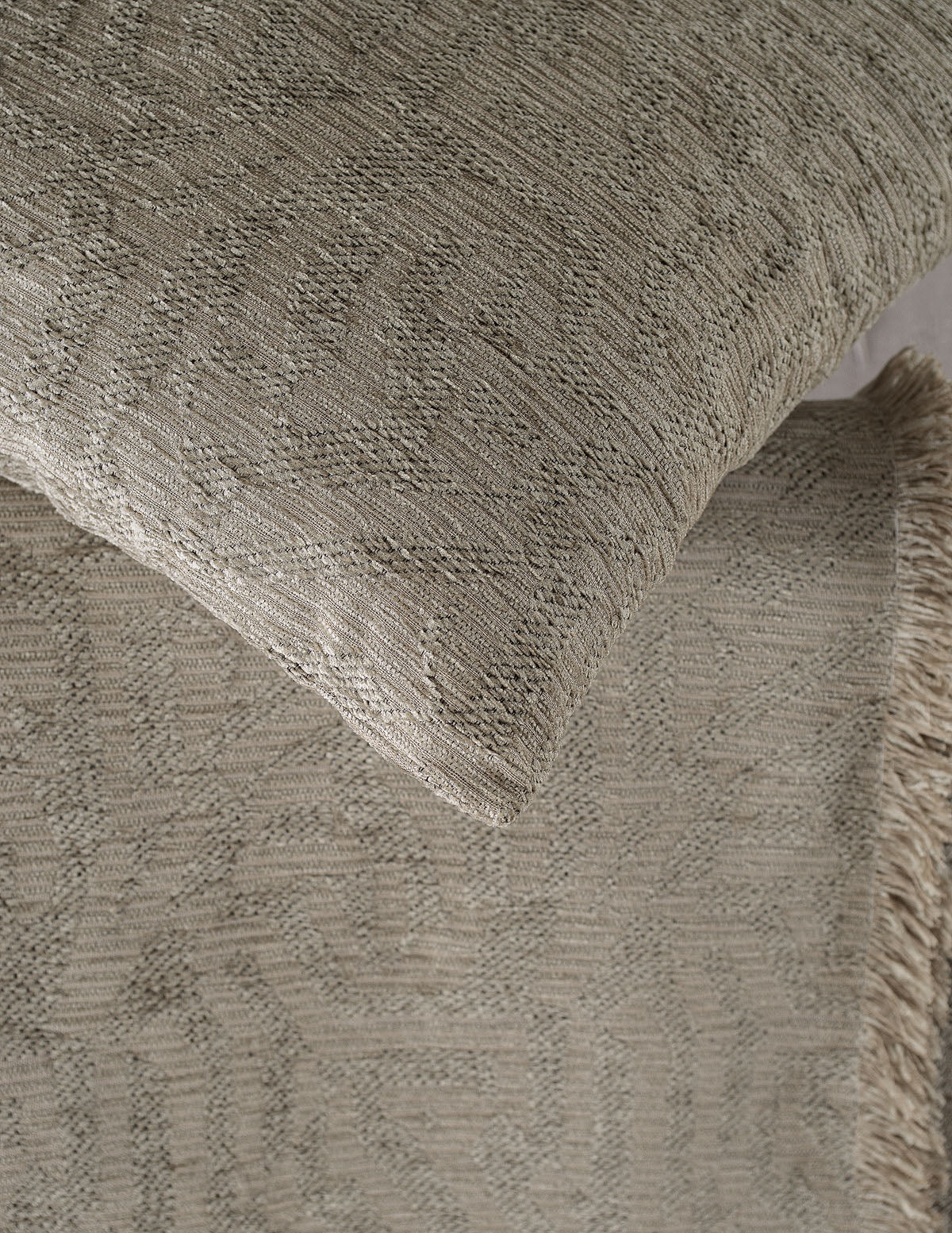 MELIE - Ριχτάρι Μπεζ από την εταιρεία Rythmos Home