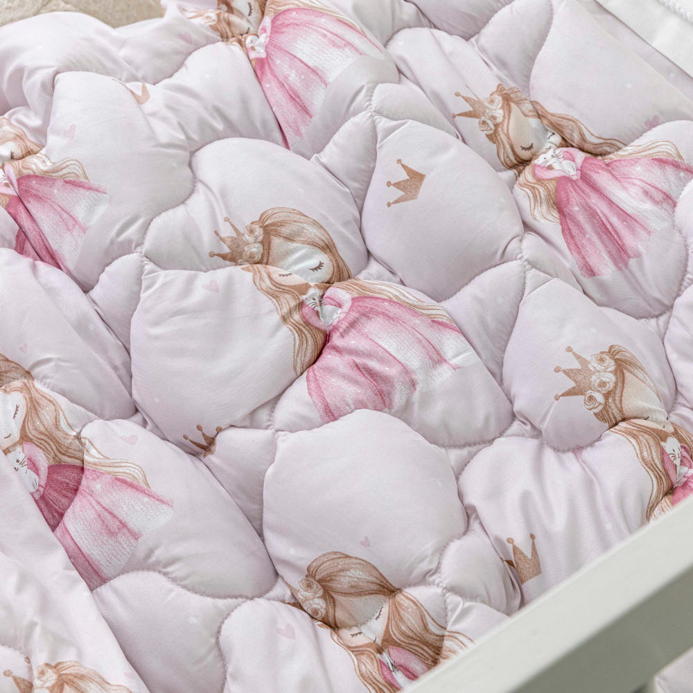 Πάπλωμα Κούνιας Little Queen από την εταιρεία Borea Home Textiles