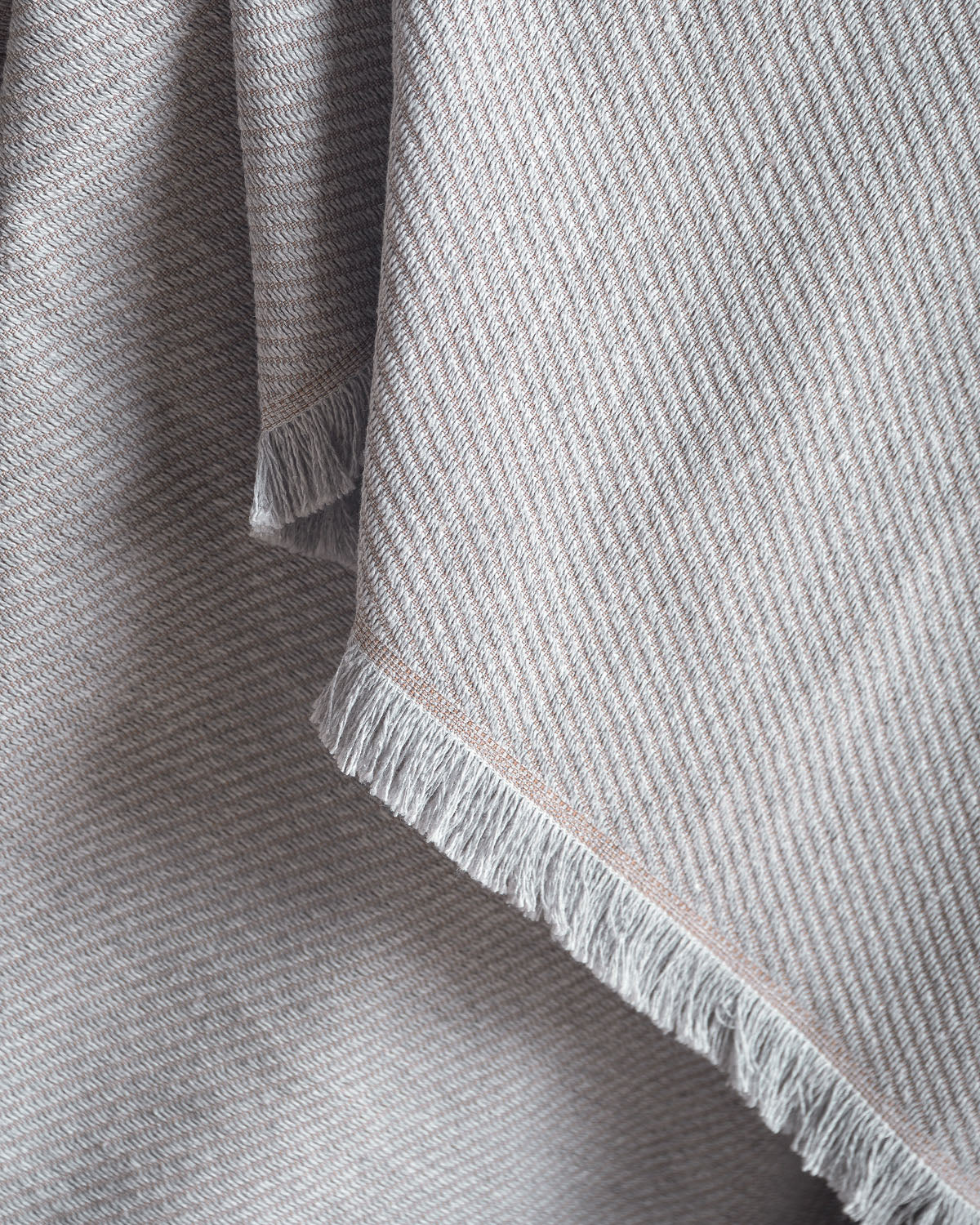 REVE - Ριχτάρι από την εταιρεία Rythmos Home