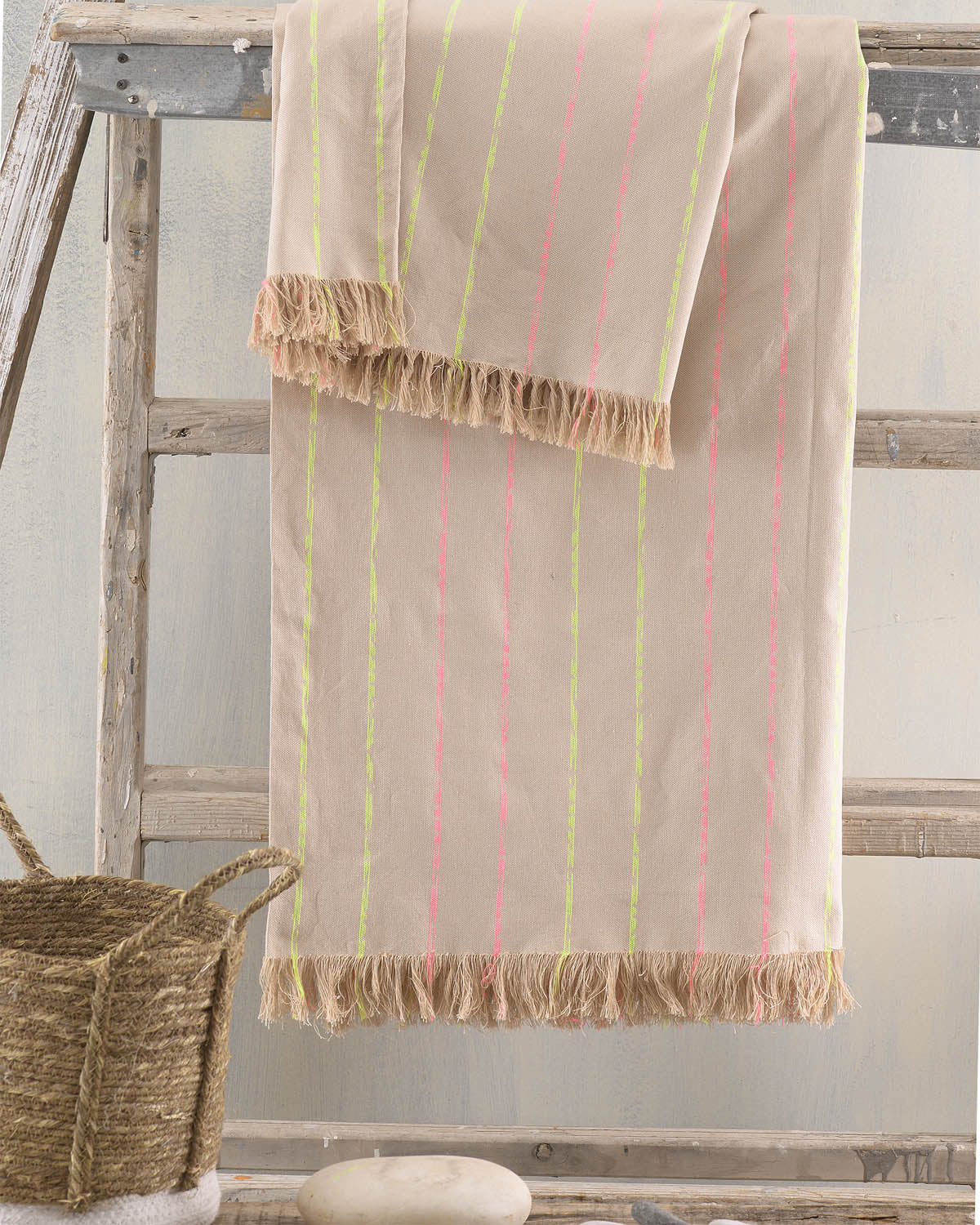 SEZANE - Ριχτάρι από την εταιρεία Rythmos Home