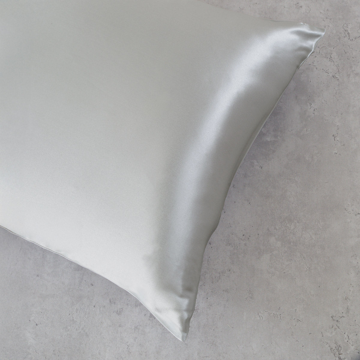 SILK SLEEP - Γκρι ΜΕΤΑΞΩΤΗ Μαξιλαροθήκη ΜΑΞΙΛΑΡΟΘΗΚΗ (50 x 70) Γκρι ΜΑΞΙΛΑΡΟΘΗΚΗ (50 x 70) από την εταιρεία Rythmos Home