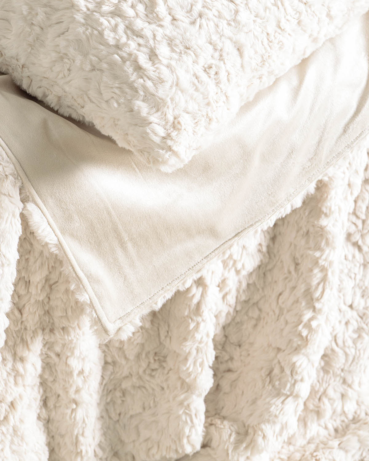 SNUG Μπεζ - Κουβέρτα/Ριχτάρι ΚΑΝΑΠΕ από την εταιρεία Rythmos Home