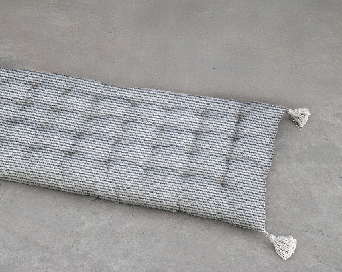 SONIA ΡΙΓΕ Γκρι - Μαξιλάρι ΔΑΠΕΔΟΥ 60 x 120 Γκρι 60 x 120 από την εταιρεία Rythmos Home