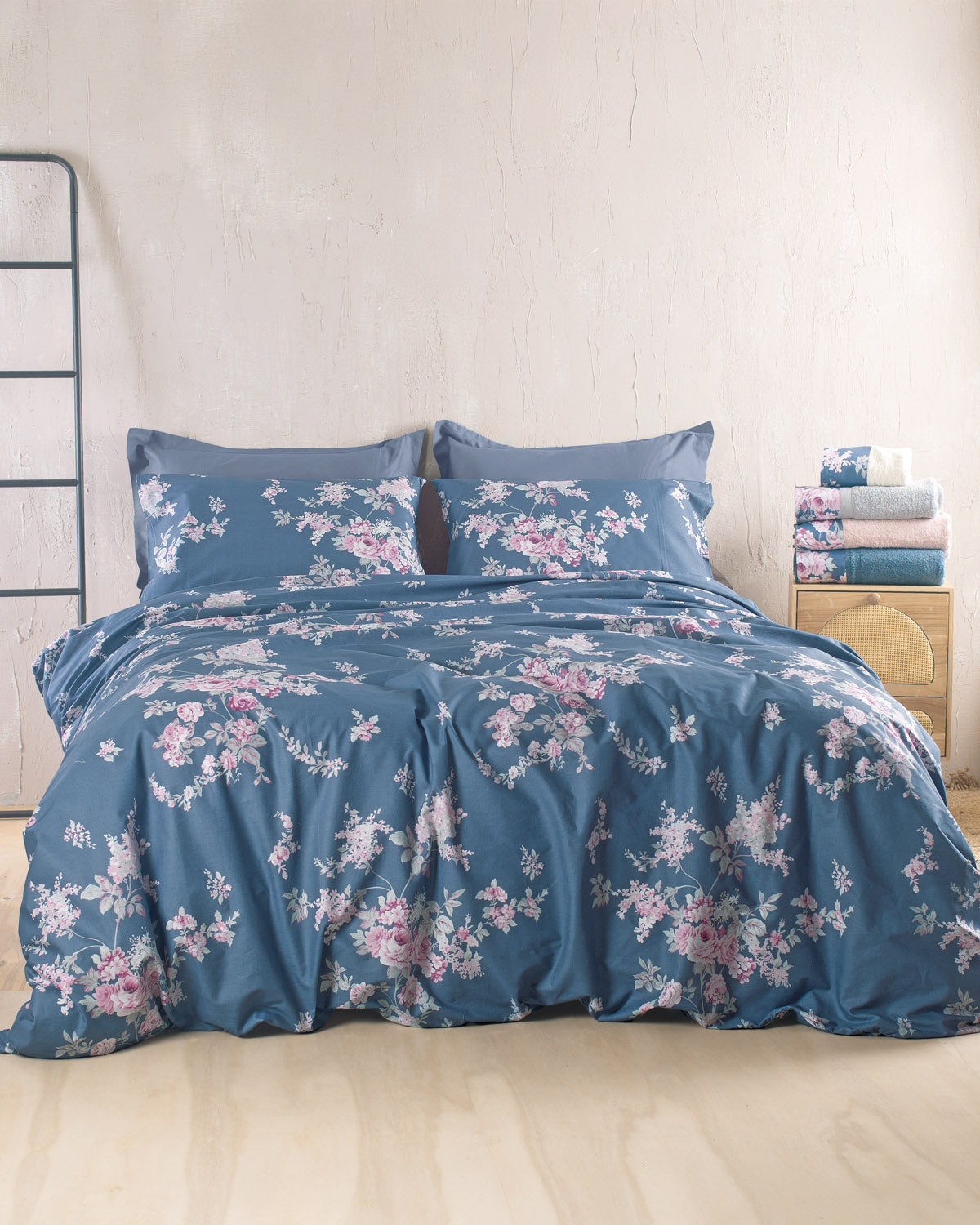 SPRINGTIME Μπλε Σκούρο - Σετ σεντόνια Nova Υπέρδιπλο Με Λάστιχο 230 x 260, 165 x 205 + 25 από την εταιρεία Rythmos Home