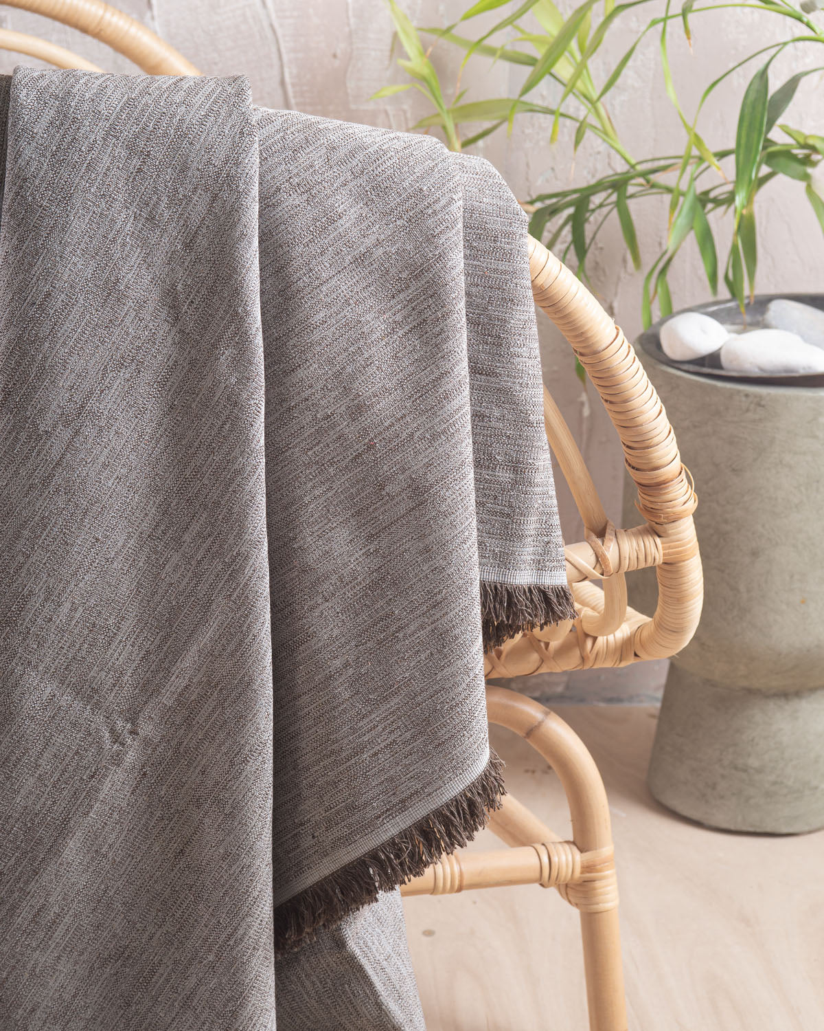 VERNIER Καφέ - Μαξιλαροθήκη 40 x 40 Καφέ 40 x 40 από την εταιρεία Rythmos Home